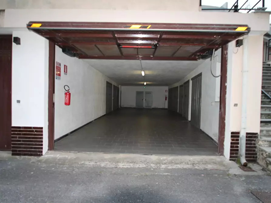 Immagine 3 di Appartamento in vendita  in Piazza Gramsci a Borghetto Santo Spirito