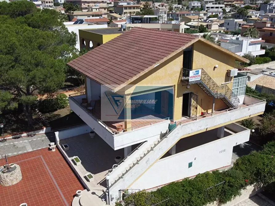 Immagine 38 di Terreno edificabile in vendita  in Via C. di Martino a Noto