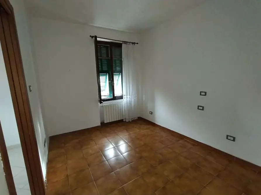 Immagine 5 di Casa trifamiliare in vendita  in Piazza della Fontana, 3 a Ventimiglia