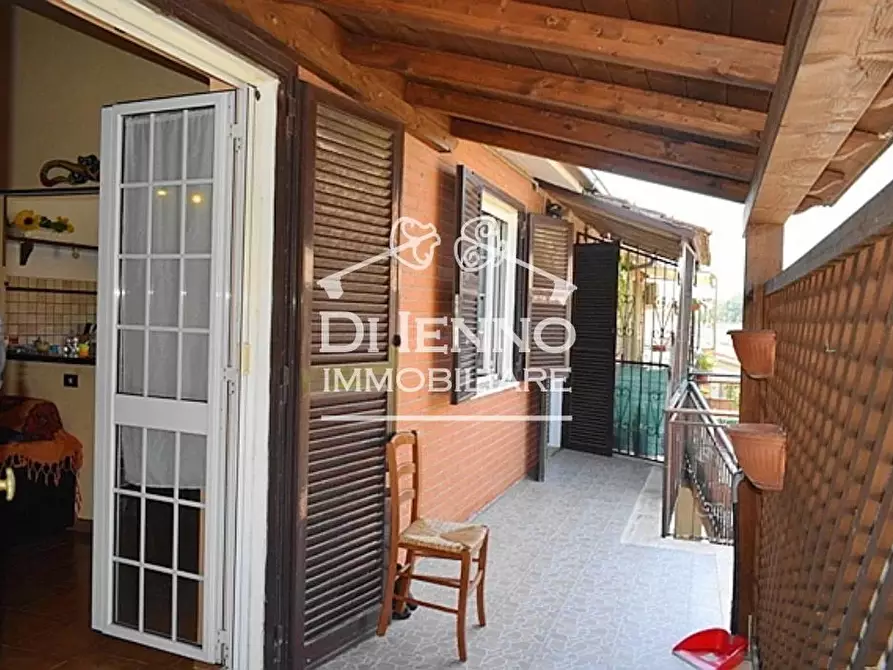 Immagine 39 di Casa trifamiliare in vendita  a Rignano Flaminio