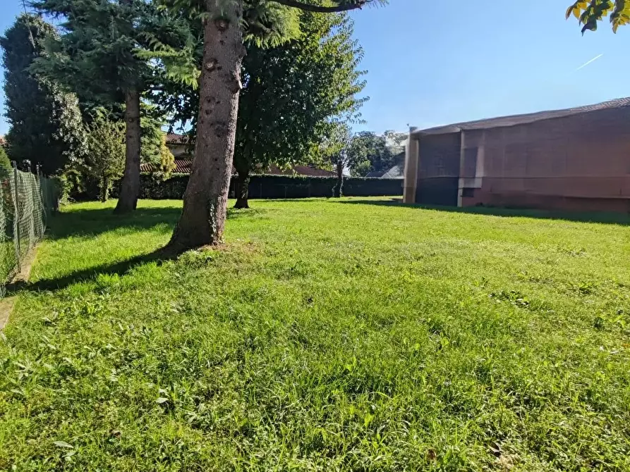 Immagine 5 di Terreno edificabile in vendita  a Vazzola