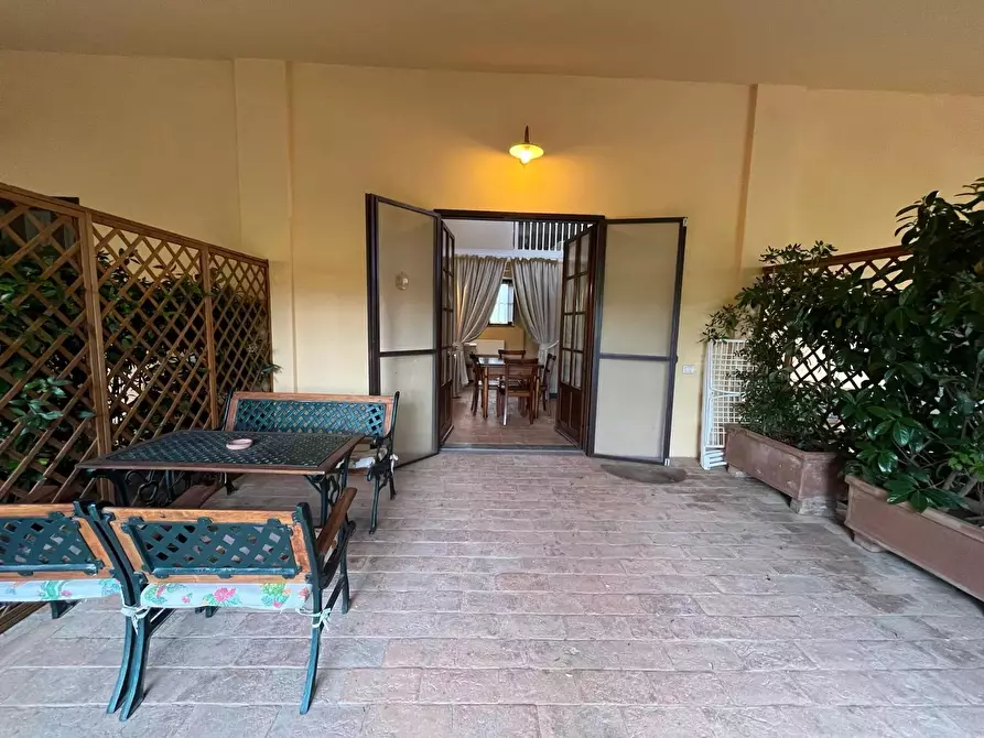 Immagine 1 di Casa trifamiliare in vendita  in Via Aurelia Sud, 55 a San Vincenzo