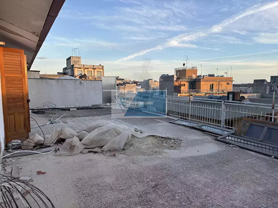 Immagine 3 di Casa trifamiliare in vendita  in Via Roma a Noto