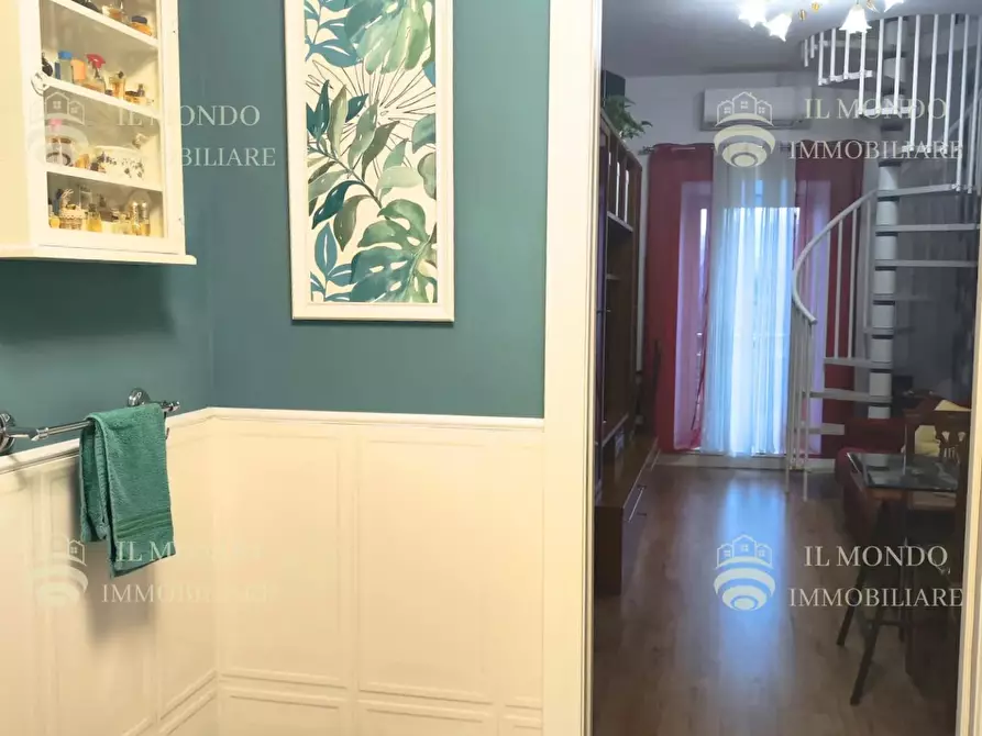 Immagine 24 di Casa trifamiliare in vendita  in Viale Luigi Greco Cretone a Palombara Sabina