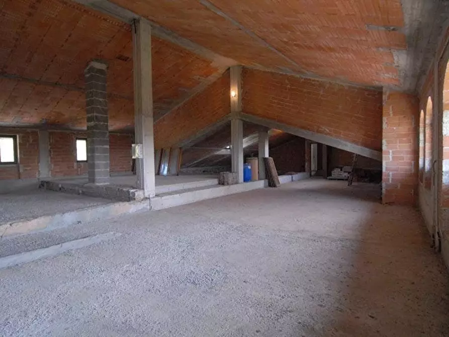 Immagine 15 di Terreno edificabile in vendita  a Barolo