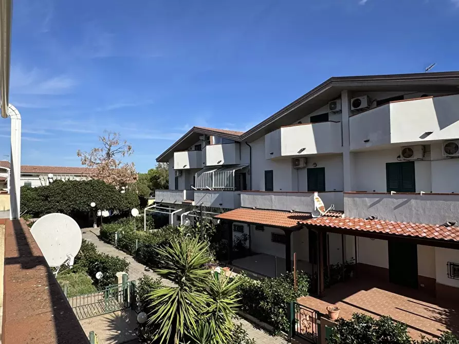 Immagine 14 di Casa trifamiliare in vendita  in Via Salina, 54 a Villapiana