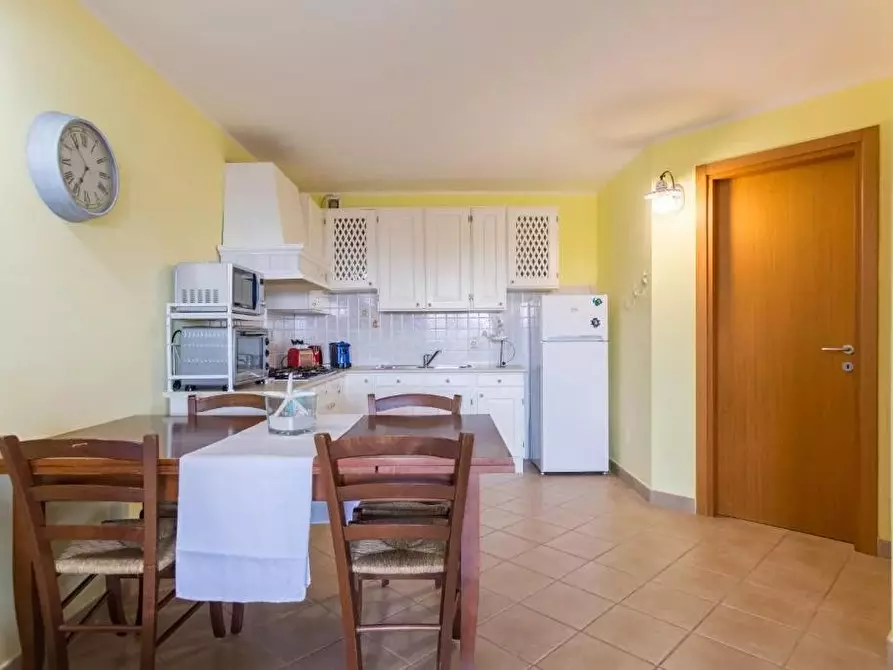 Immagine 3 di Casa trifamiliare in vendita  in Via Sa Salina a Gonnesa