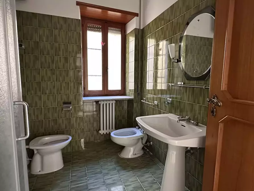 Immagine 17 di Casa trifamiliare in vendita  in Viale della Repubblica, 34 a Altomonte