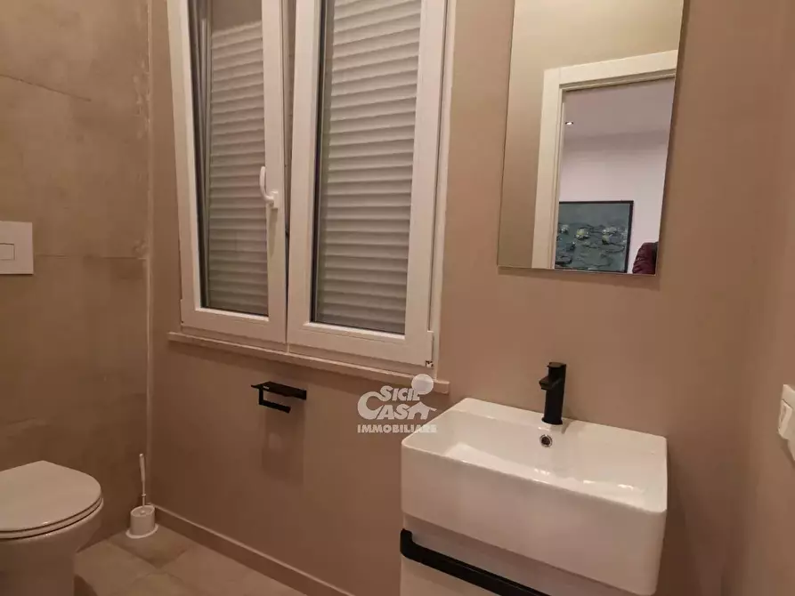 Immagine 16 di Casa trifamiliare in affitto  a Marsala