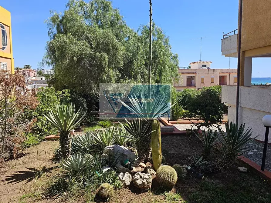 Immagine 30 di Terreno edificabile in vendita  in Via C. di Martino a Noto