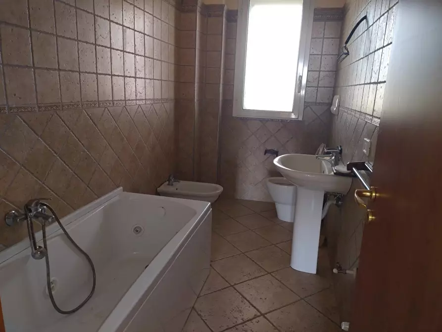 Immagine 22 di Casa trifamiliare in vendita  in Via Torrente Trapani a Messina