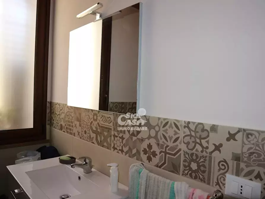 Immagine 22 di Casa trifamiliare in affitto  a Marsala