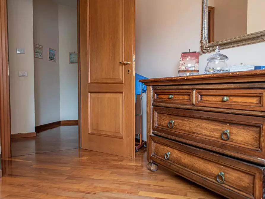 Immagine 18 di Casa trifamiliare in vendita  a Ventimiglia