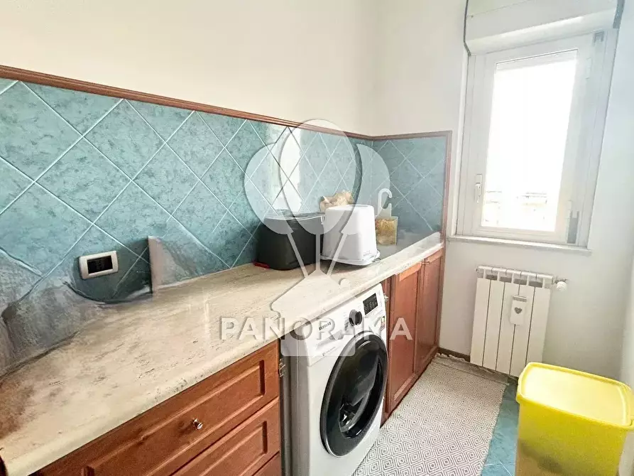 Immagine 7 di Casa trifamiliare in vendita  in Via Colombo a Partinico