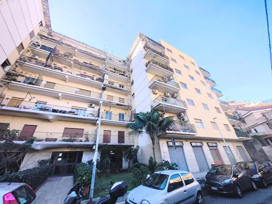 Immagine 6 di Casa trifamiliare in vendita  in Via Noviziato Casazza, 56 a Messina