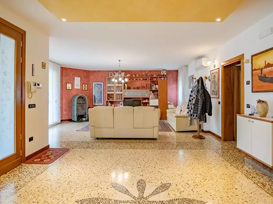 Immagine 15 di Terreno edificabile in vendita  a Albignasego