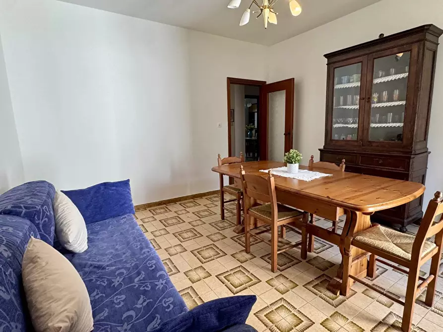 Immagine 4 di Casa trifamiliare in vendita  in Via C. Calvelli, 96 a Aprigliano