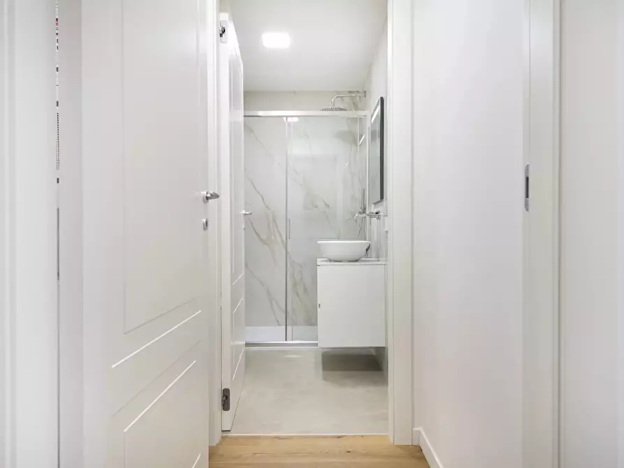 Immagine 19 di Casa trifamiliare in affitto  in Via Ravenna, 14 a Milano