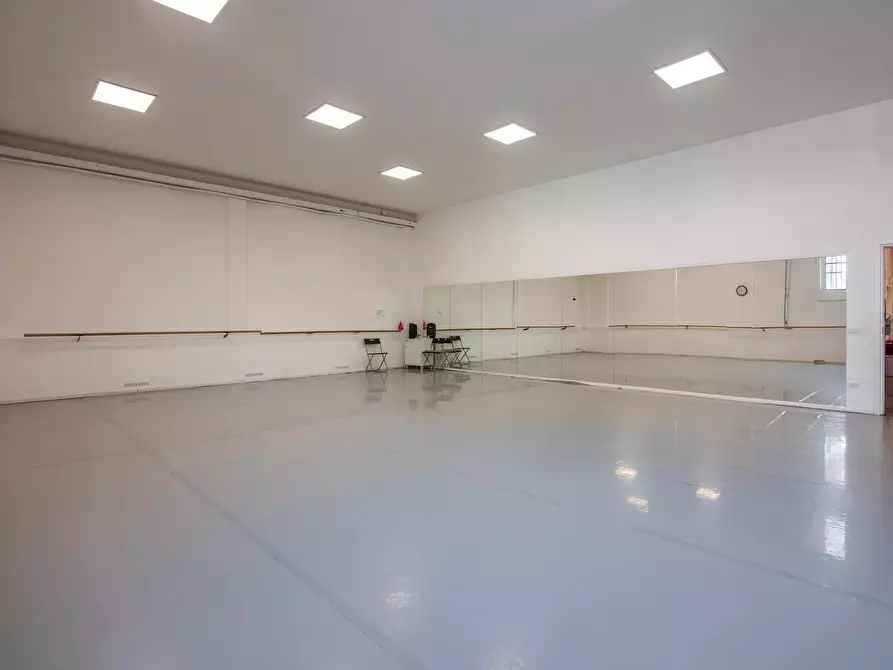 Immagine 30 di Casa bifamiliare in vendita  in Via Privata Luigi Cirenei a Milano