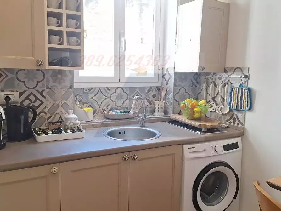 Immagine 10 di Casa trifamiliare in affitto  in Via Bainsizza a Siracusa