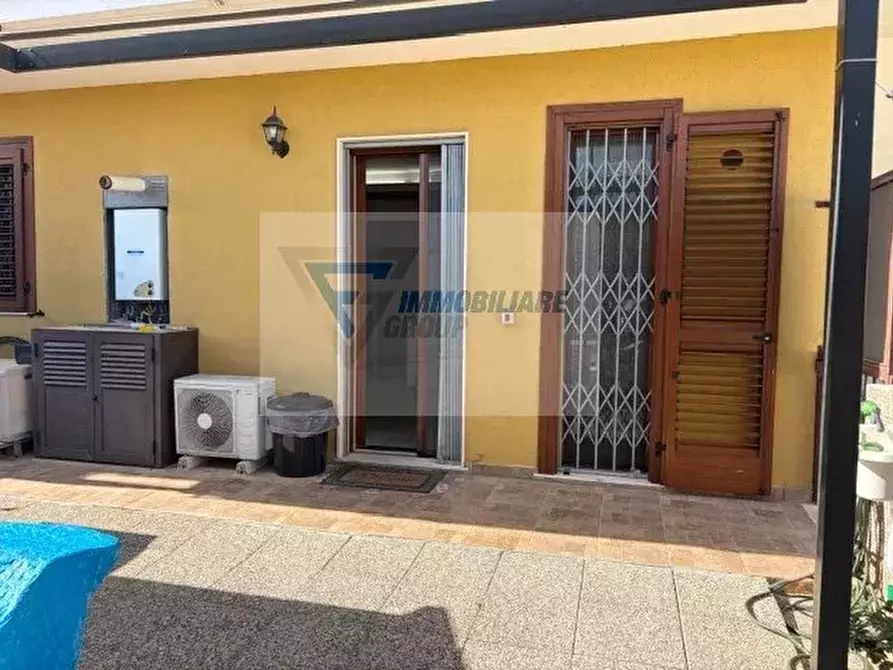 Immagine 8 di Casa trifamiliare in vendita  in Via Brancati a Buccheri