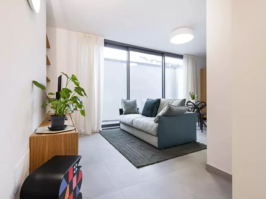 Immagine 19 di Casa trifamiliare in affitto  in Via Mauro Macchi, 61 a Milano