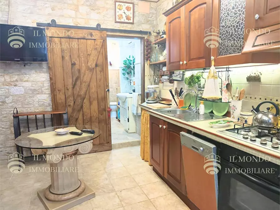 Immagine 50 di Casa trifamiliare in vendita  in Viale Luigi Greco Cretone a Palombara Sabina