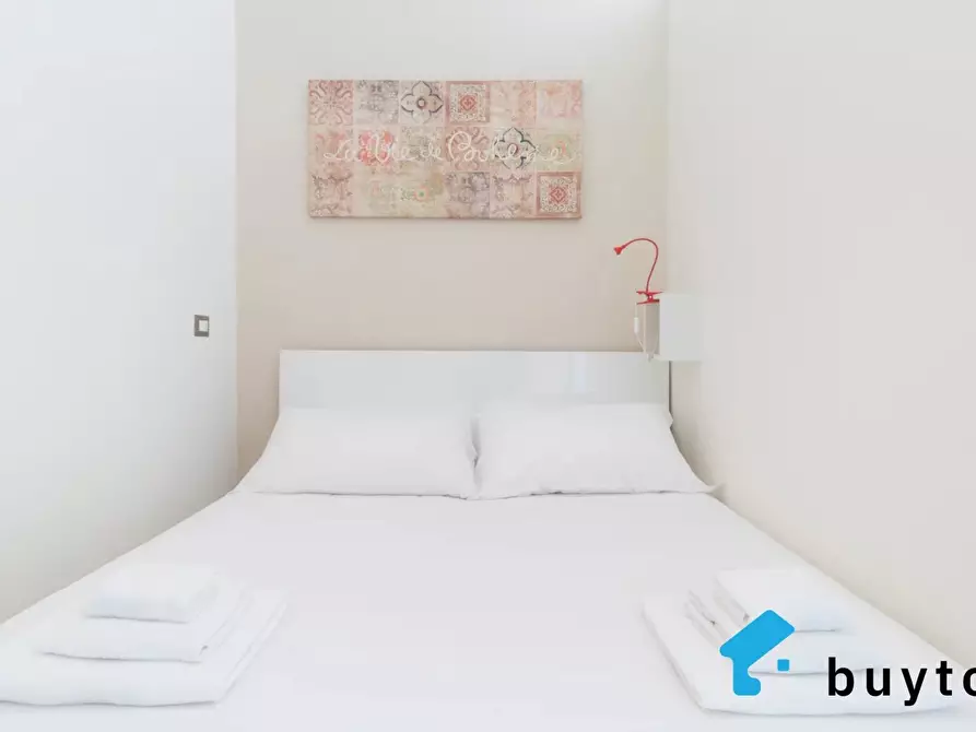 Immagine 13 di Casa trifamiliare in vendita  in Corso di Porta Nuova, 52 a Milano