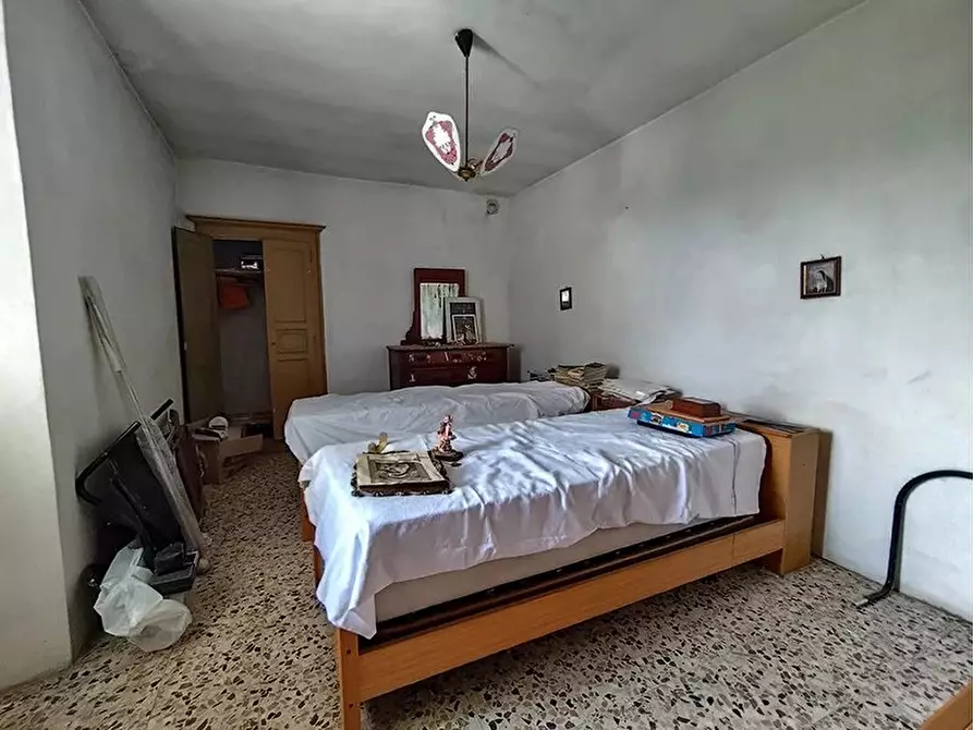 Immagine 17 di Terreno edificabile in vendita  a Dogliani