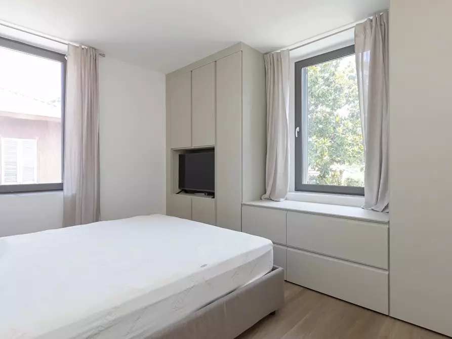 Immagine 11 di Casa trifamiliare in affitto  a Milano