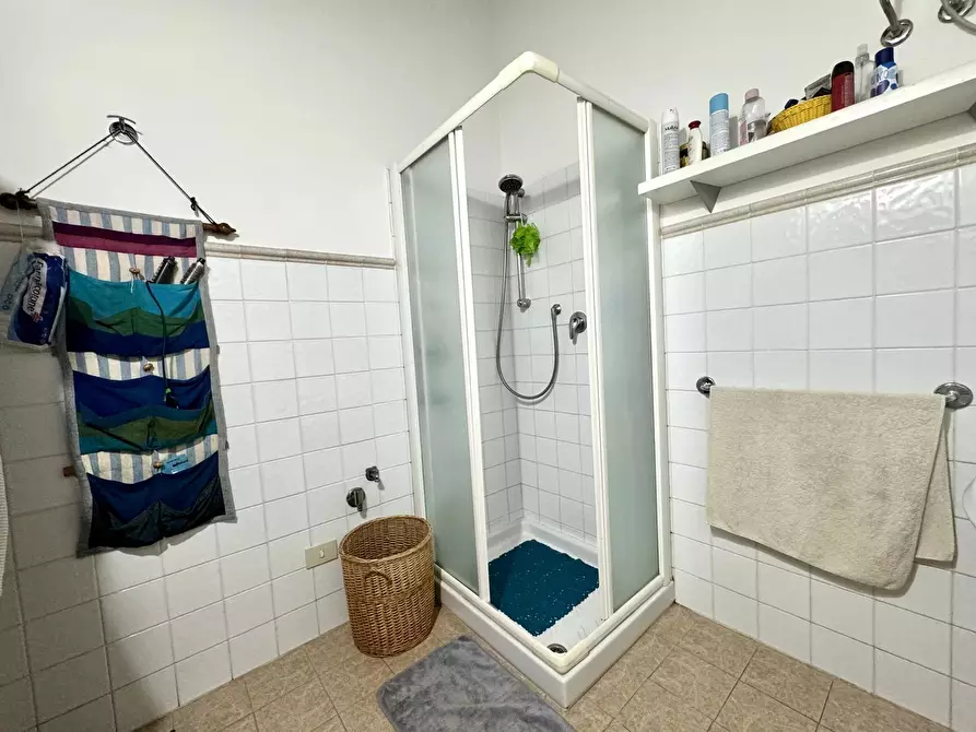 Immagine 21 di Casa trifamiliare in vendita  in via Aurelia Sud, 55. a San Vincenzo