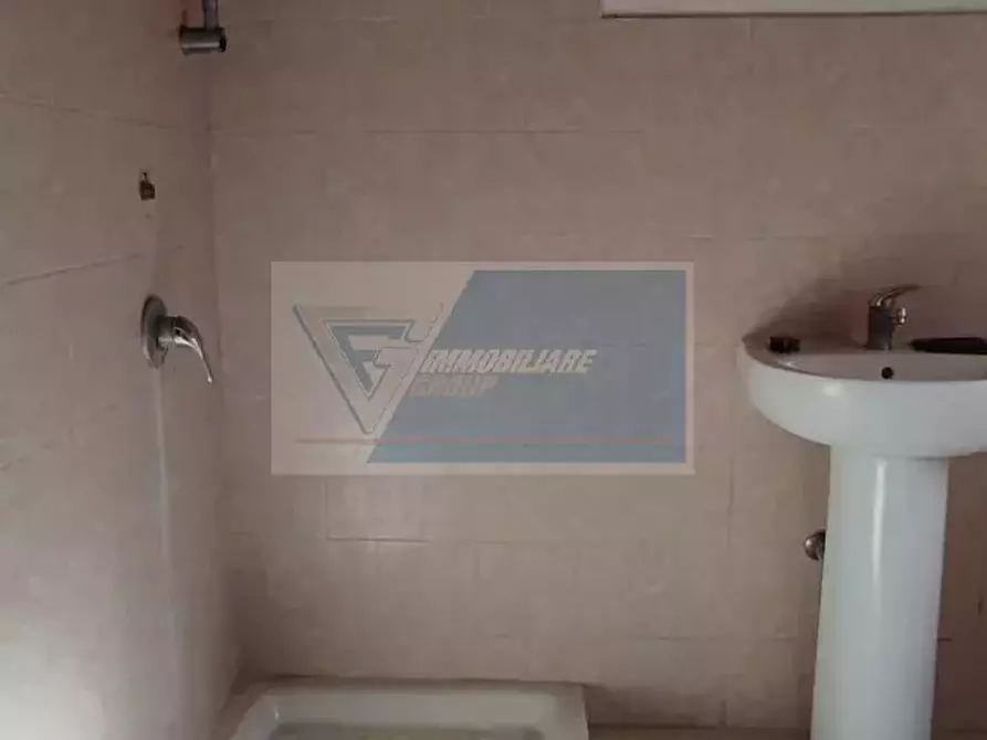 Immagine 17 di Casa trifamiliare in vendita  in Via Re Ierone II a Siracusa