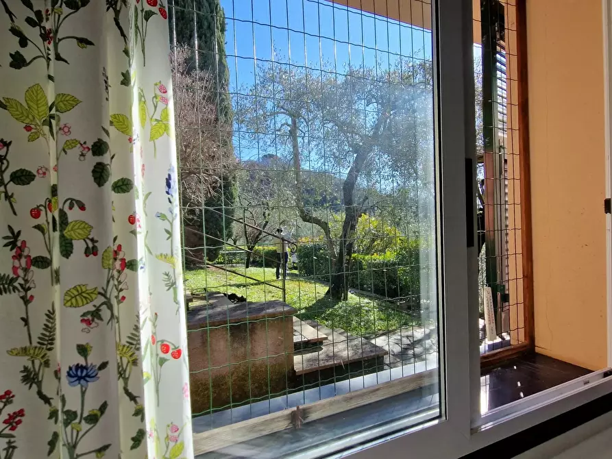 Immagine 49 di Terreno edificabile in vendita  in Via Domenico Canata a Avegno