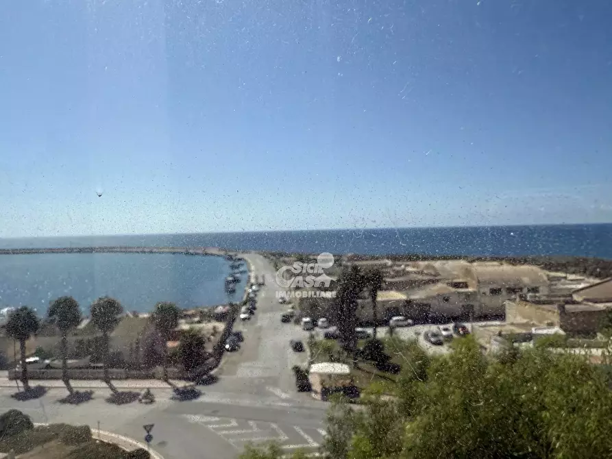 Immagine 1 di Casa trifamiliare in vendita  a Marsala