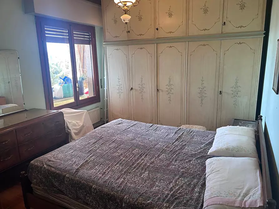 Immagine 9 di Casa trifamiliare in vendita  in Località Peidaigo, 15 a Ventimiglia