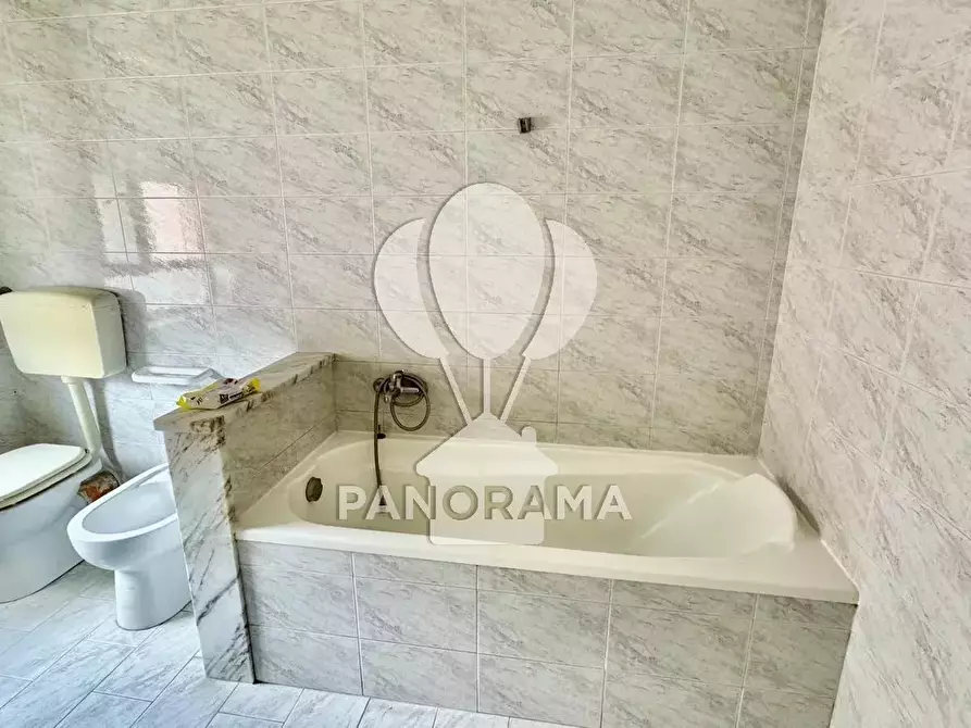 Immagine 22 di Casa trifamiliare in vendita  in Via Principe Amedeo a Balestrate