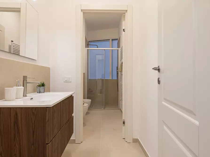 Immagine 28 di Casa trifamiliare in affitto  in VIA TINO SAVI, 76. a Sesto San Giovanni