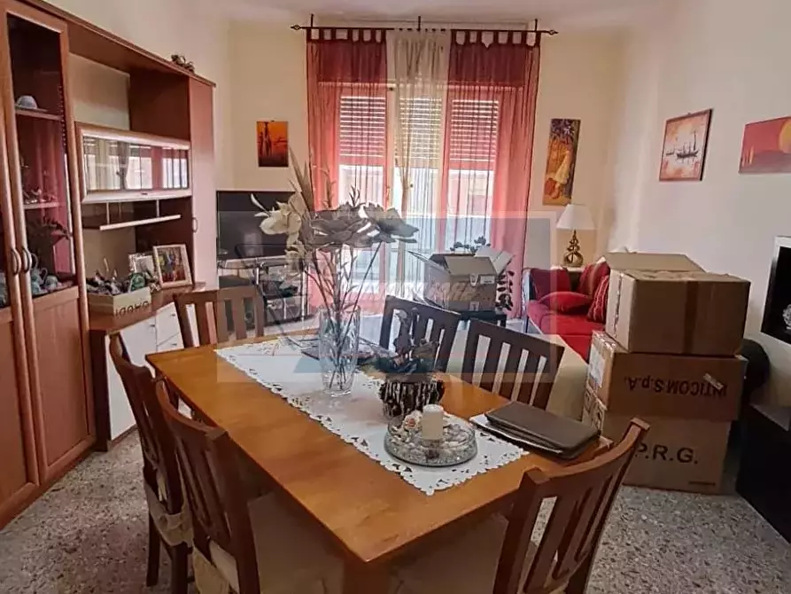 Immagine 1 di Casa trifamiliare in vendita  in Viale Tica a Siracusa