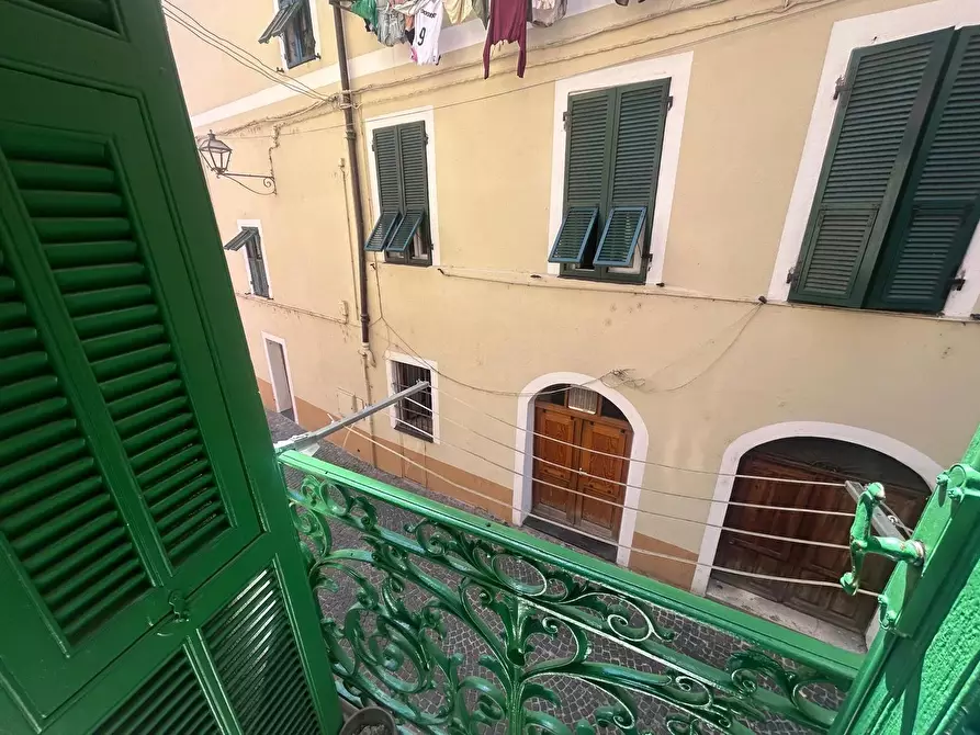 Immagine 3 di Casa trifamiliare in vendita  a Camporosso