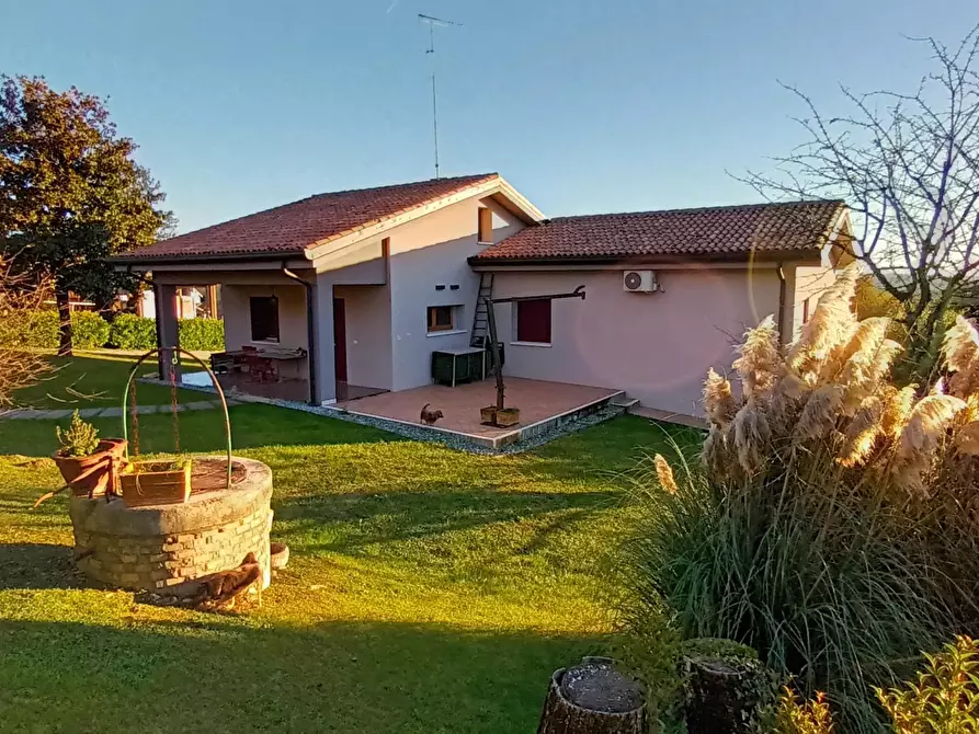 Immagine 2 di Terreno edificabile in vendita  a Refrontolo