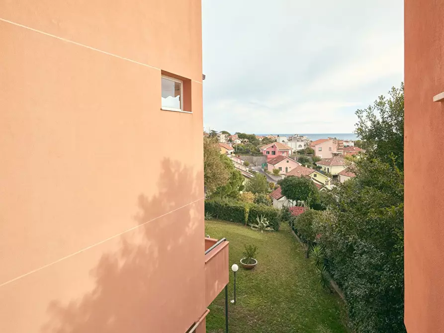 Immagine 32 di Casa trifamiliare in vendita  in Via Asti, 85 a Ceriale