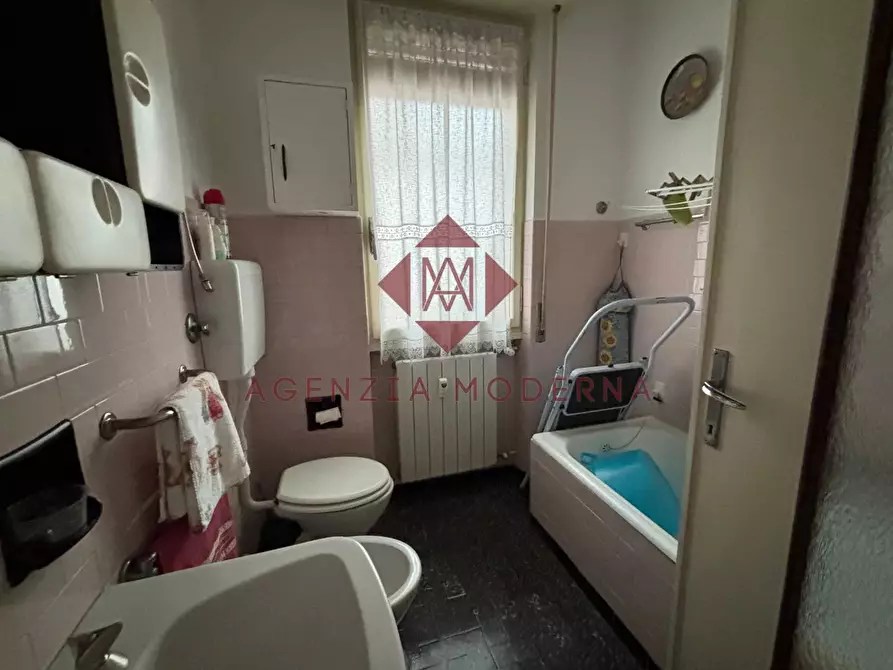 Immagine 10 di Casa trifamiliare in vendita  in Via Sottoconvento, 55 a Ventimiglia