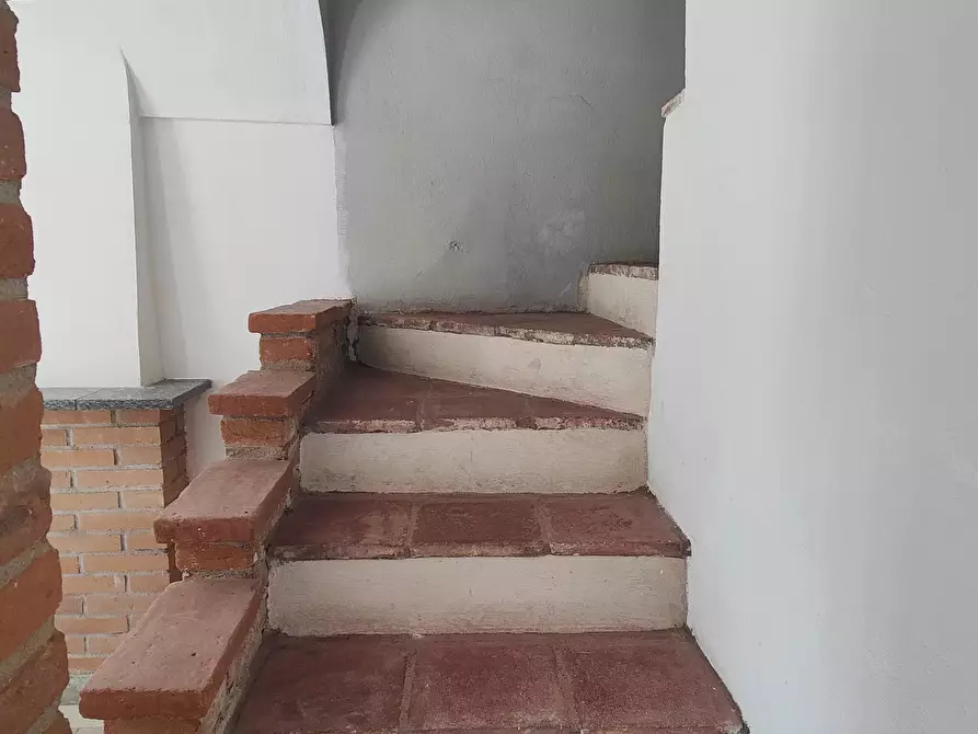 Immagine 1 di Casa trifamiliare in vendita  a Camino