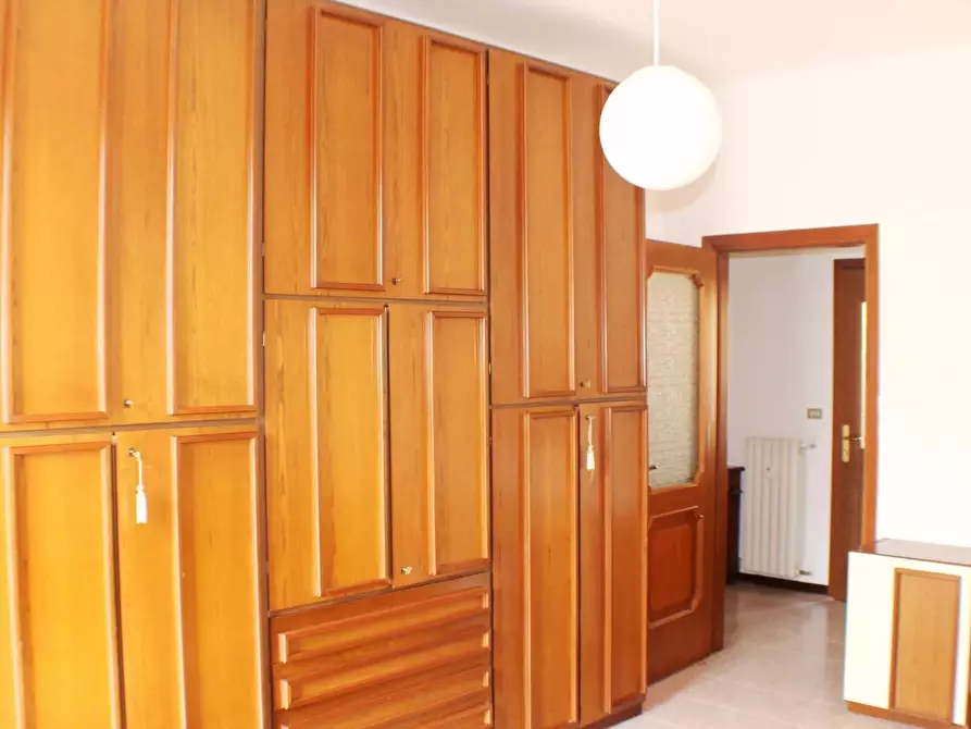 Immagine 13 di Casa trifamiliare in affitto  in Via Abano a Milano