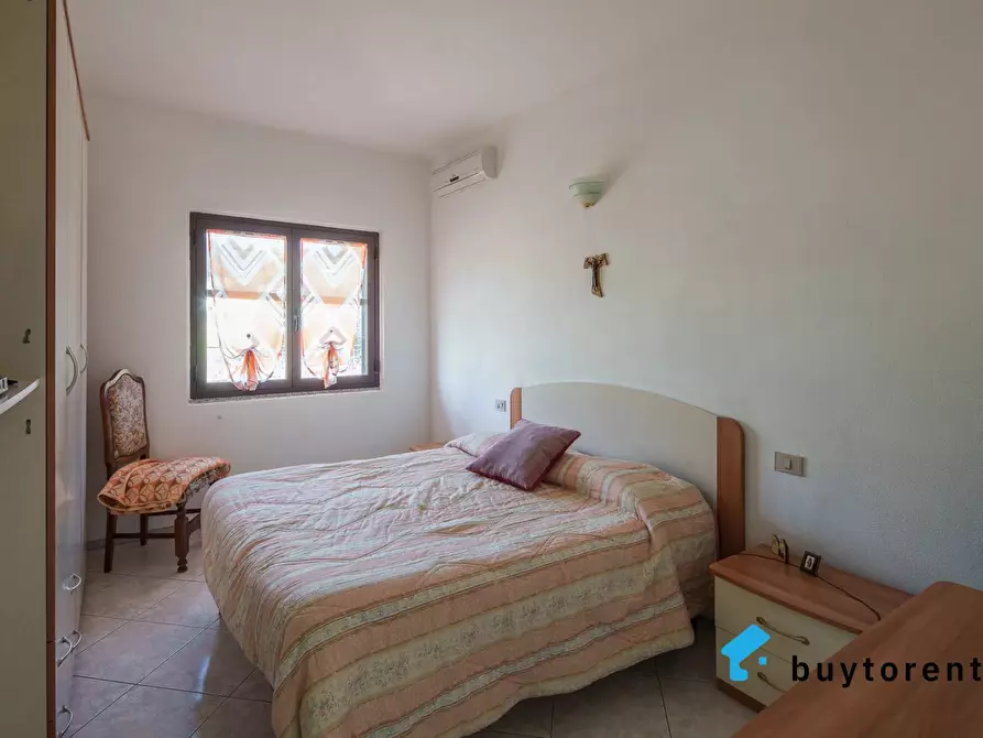 Immagine 18 di Casa trifamiliare in vendita  in Strada Comunale Magomadas - Turas a Birori