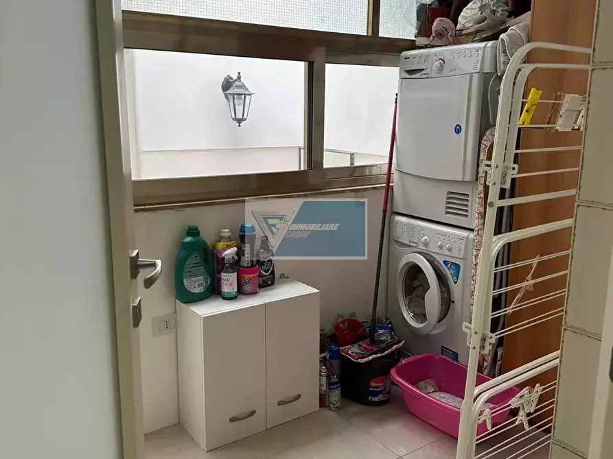 Immagine 11 di Casa trifamiliare in vendita  a Buccheri