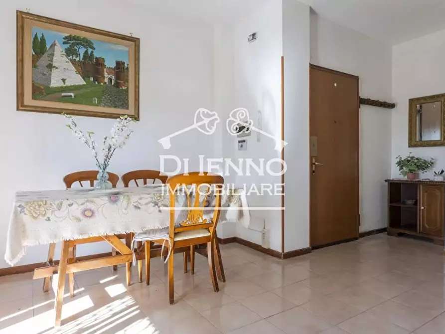 Immagine 18 di Casa trifamiliare in vendita  in Via Renato Mainardi a Roma