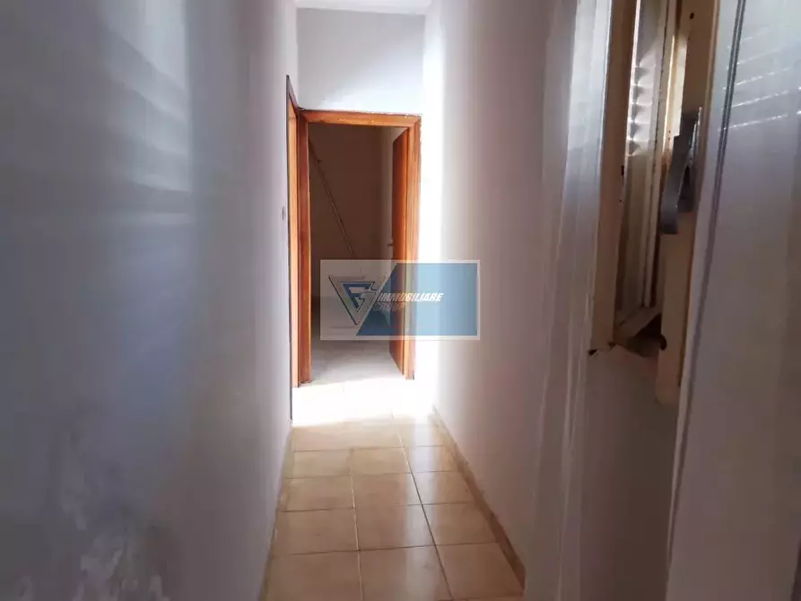Immagine 13 di Casa trifamiliare in vendita  a Buccheri