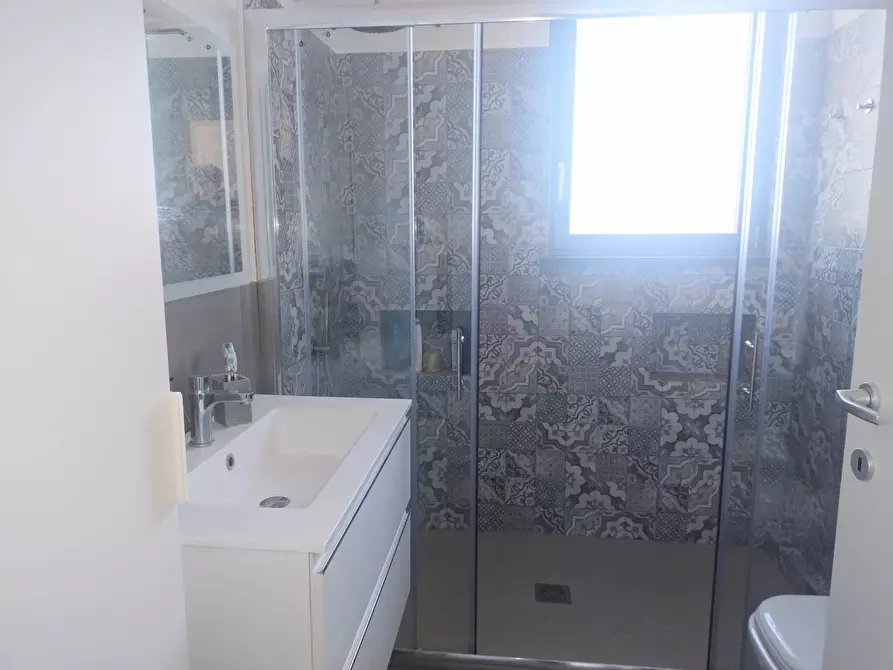 Immagine 9 di Casa trifamiliare in vendita  in Via Consolare Pompea, 1945 a Messina