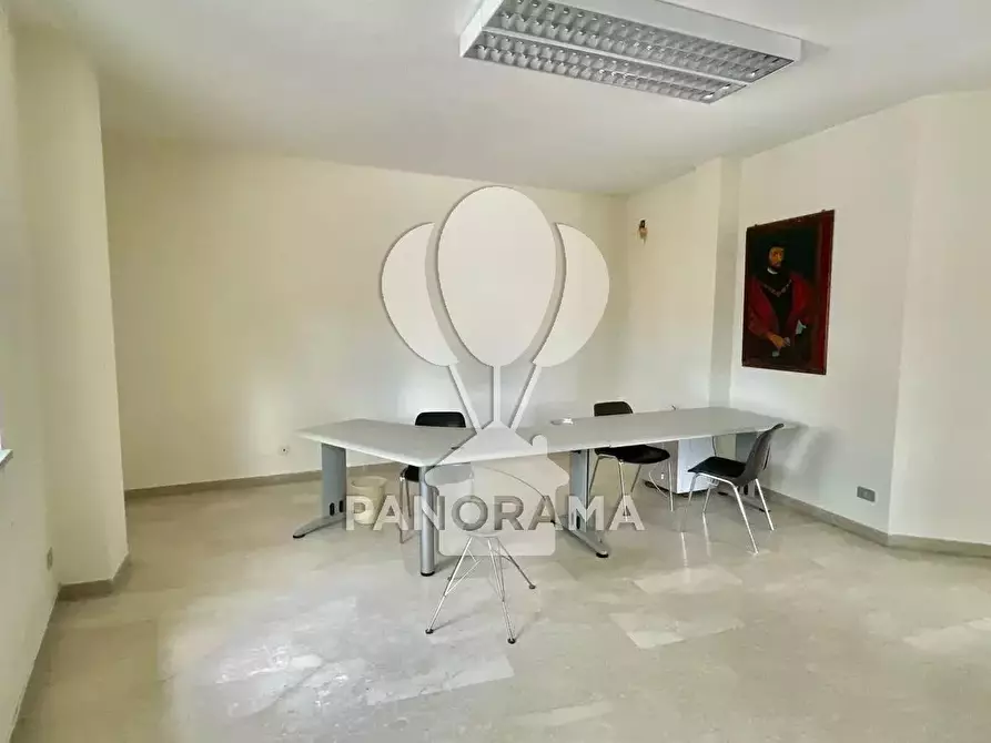 Immagine 2 di Castello in affitto  in Via Catania a Palermo